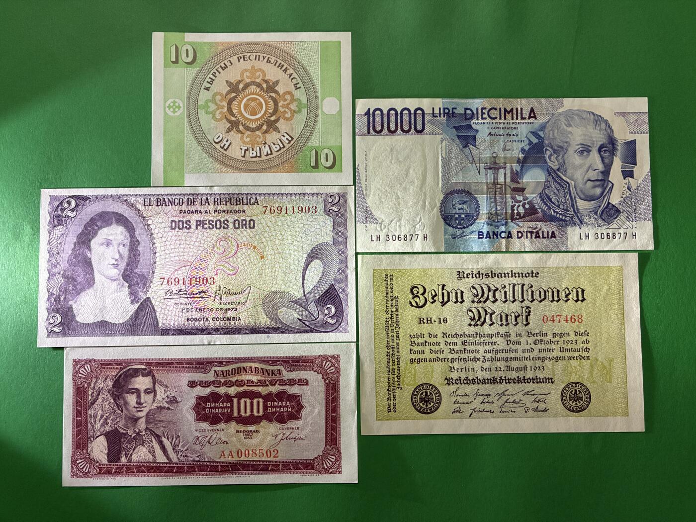 咖啡豆•收藏 2026年Apr_7th世界各国纸币拍卖 5枚 哥伦比亚/南斯拉夫/意大利/德国/吉尔吉斯斯坦 美品AU-UNC 外国纸币