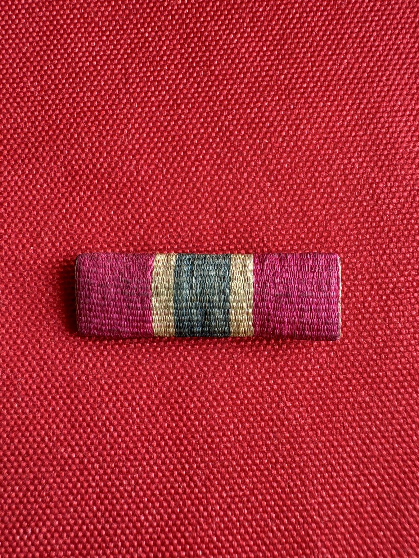 五哥徽章群   2号周四晚上八点4群联拍 略章