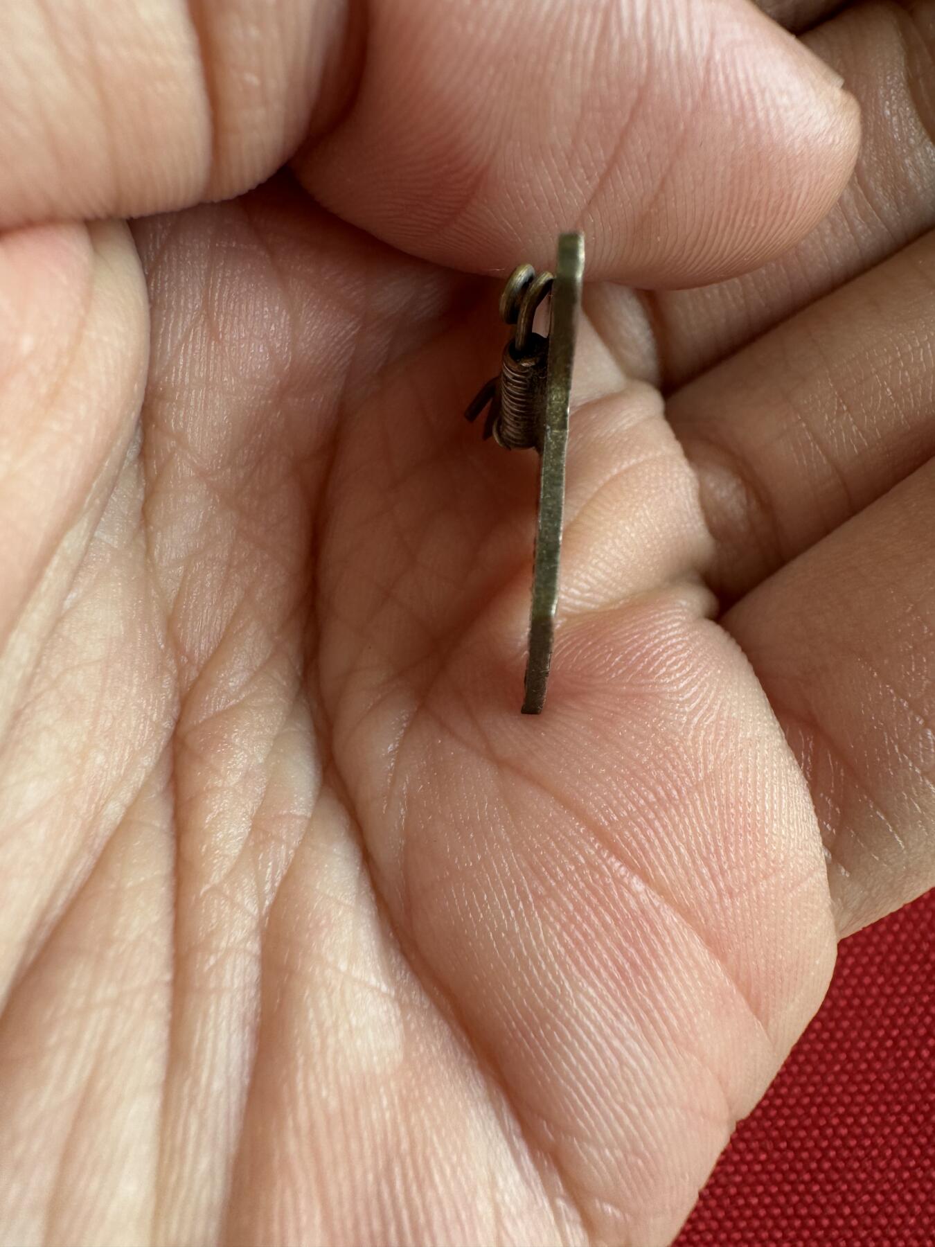 五哥徽章群   2号周四晚上八点4群联拍 铜章