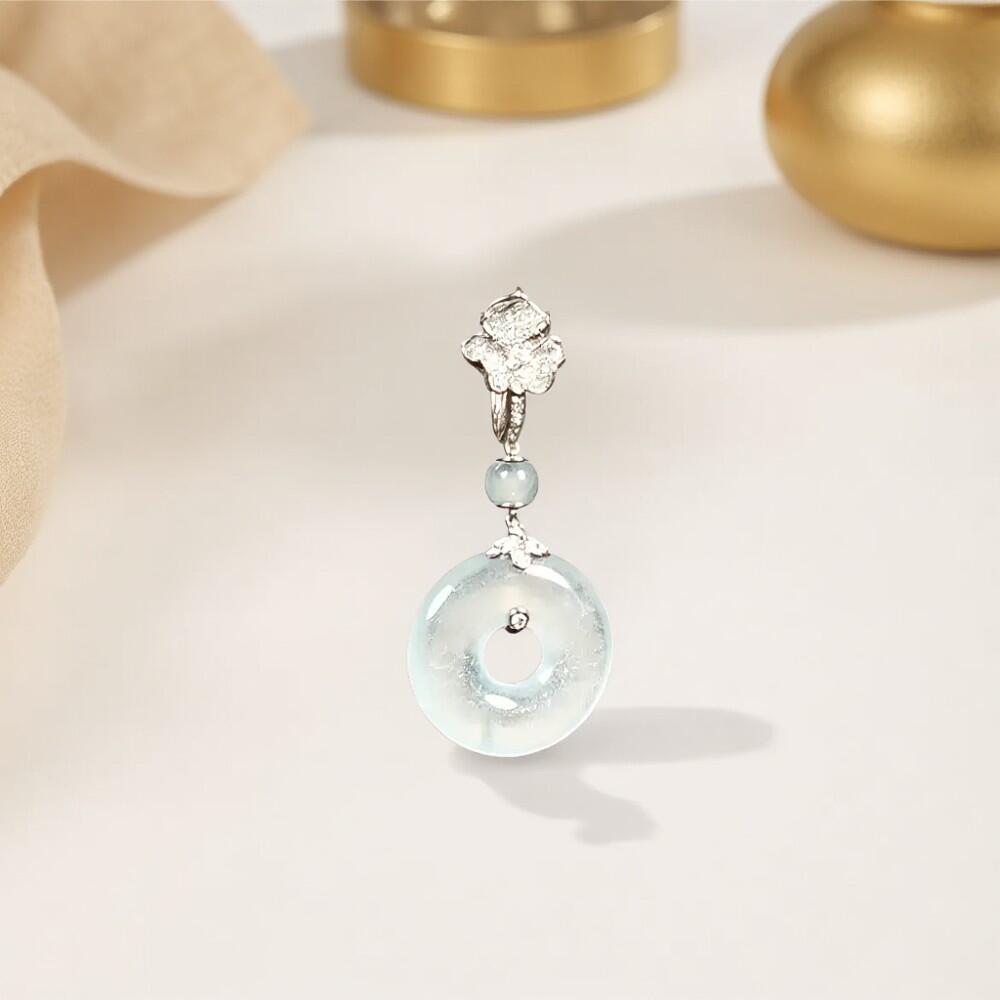 碧月说宝 君子怀瑾·当代和田玉清风专场（七） 18k镶钻高冰飘花耳坠