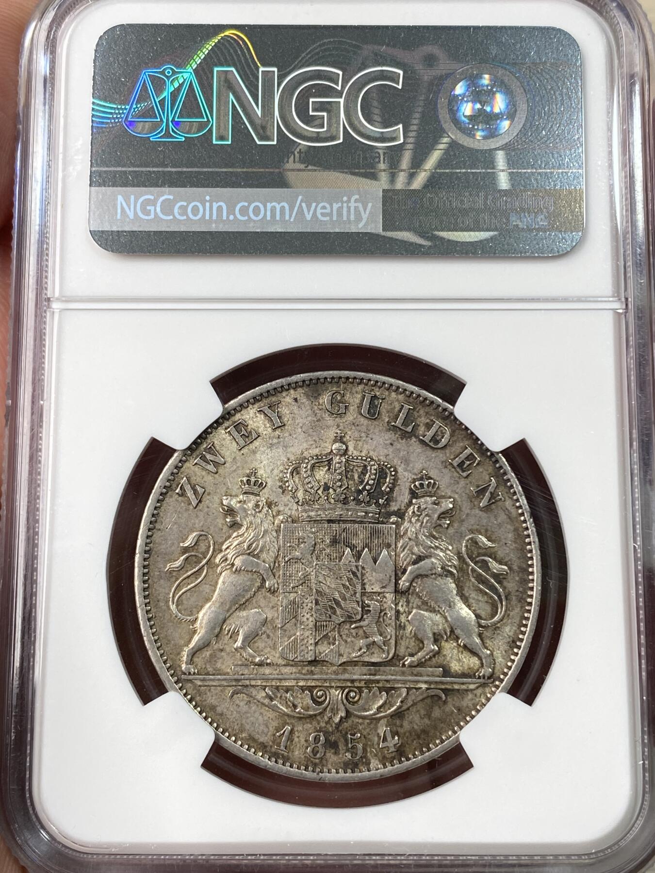 万国钱币拍卖第064期