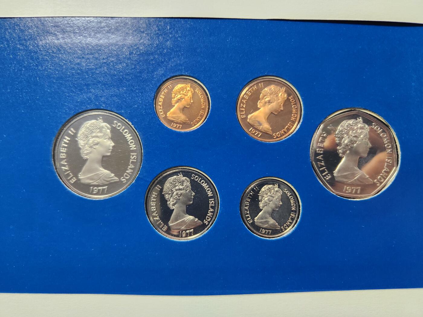 4月1号晚上8点 中外纸币自动截拍第50场 所罗门3张A1冠全同号纸币+6枚硬币套装 邮币卡封装 新品