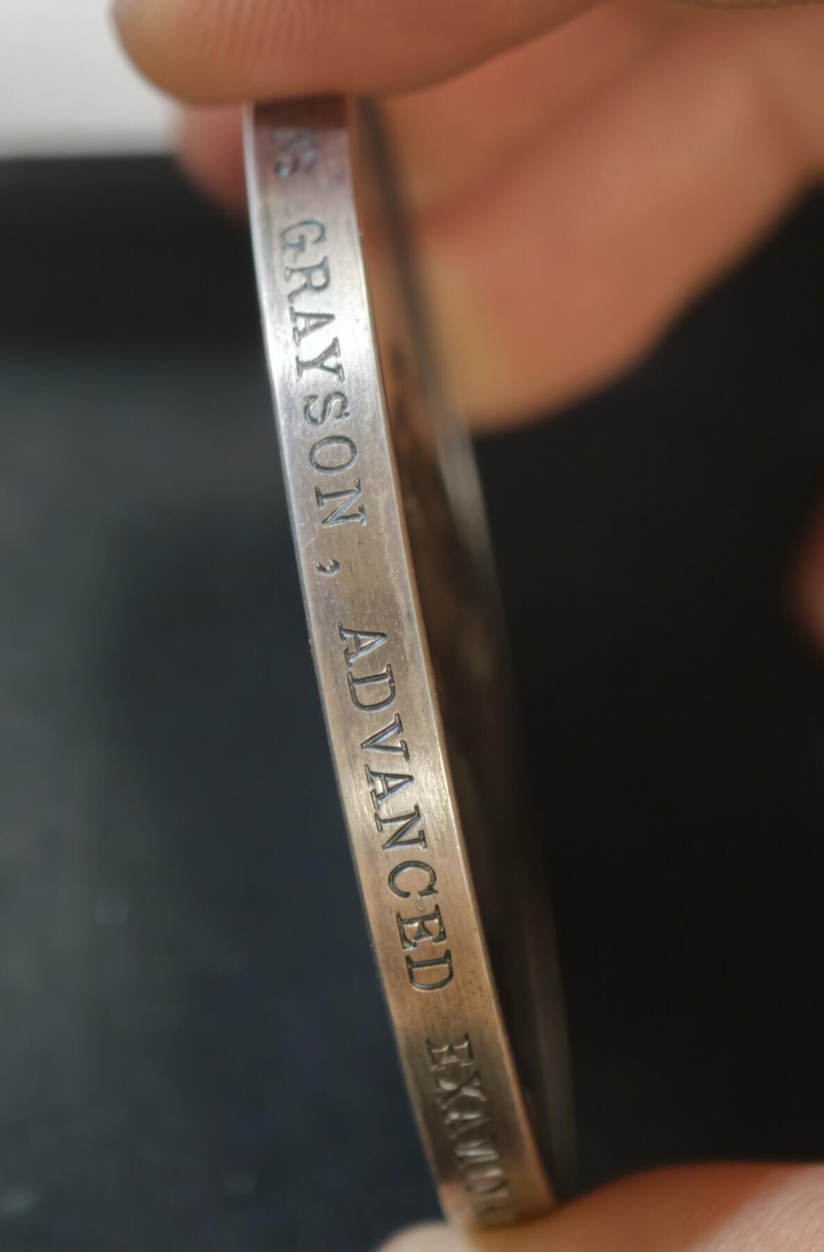 甄臻铺-世界币章拍卖（第58期），送拍享返佣金等优惠多多 1930年英国皇家艺术协会（RSA）西班牙语高级考试纪念银章，乔治五世国王肖像，直径56毫米，重90克，品相完美，包浆自然（鸽子重拍）