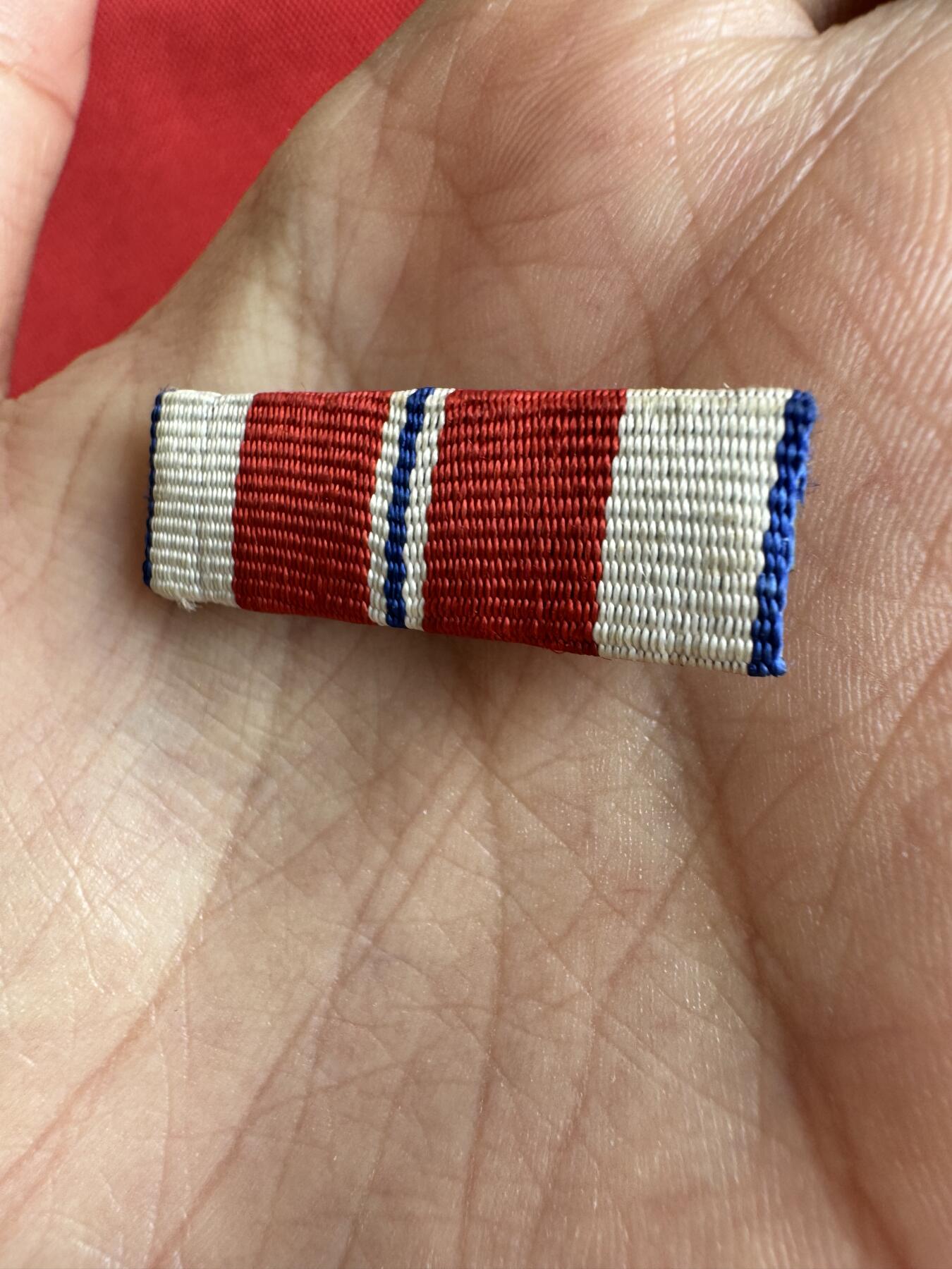 五哥徽章群   2号周四晚上八点4群联拍 略章