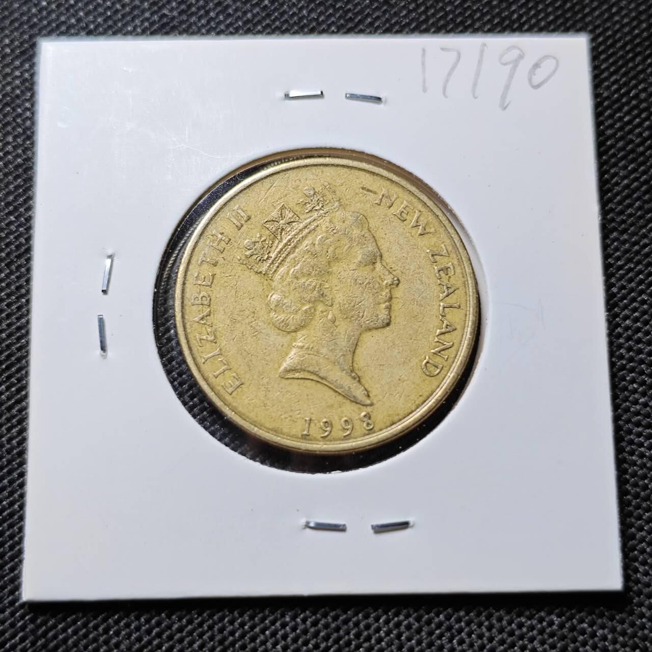 KK钱币收藏小铺  第417期 2月预留时间 周末发货