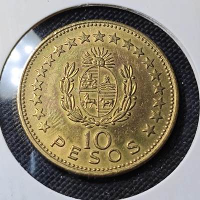 KK钱币收藏小铺  第415期 2月预留时间 周末发货 1965乌拉圭10比索 