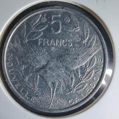 沼泽如烟--第1041场 - 法属新喀里多尼亚2004年5法郎