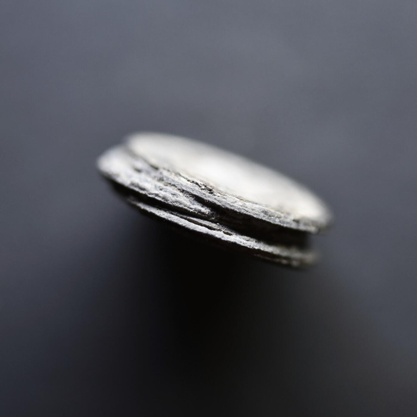 【良泉】4月16日【西方古代打制币】拍卖108件 17-18世纪【海上丝绸之路】东南亚【方孔】锡钱【一摞7枚】，4.68克