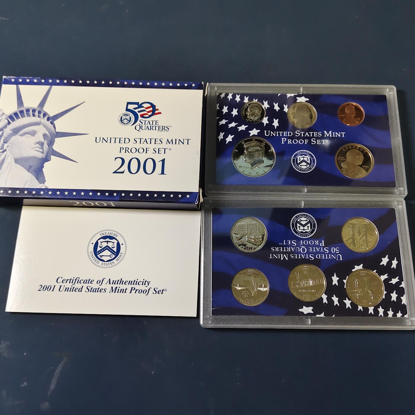 【全场包邮】纯粹捡漏拍517场 美国2001年官方封装精制套币（流通币一盒+州币一盒）-盒证全