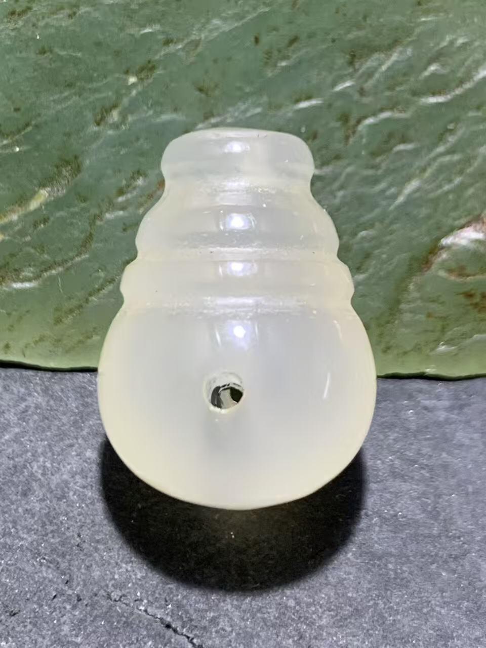 放福利！精美荔枝冻随形一体佛头三通一个，配串利器！