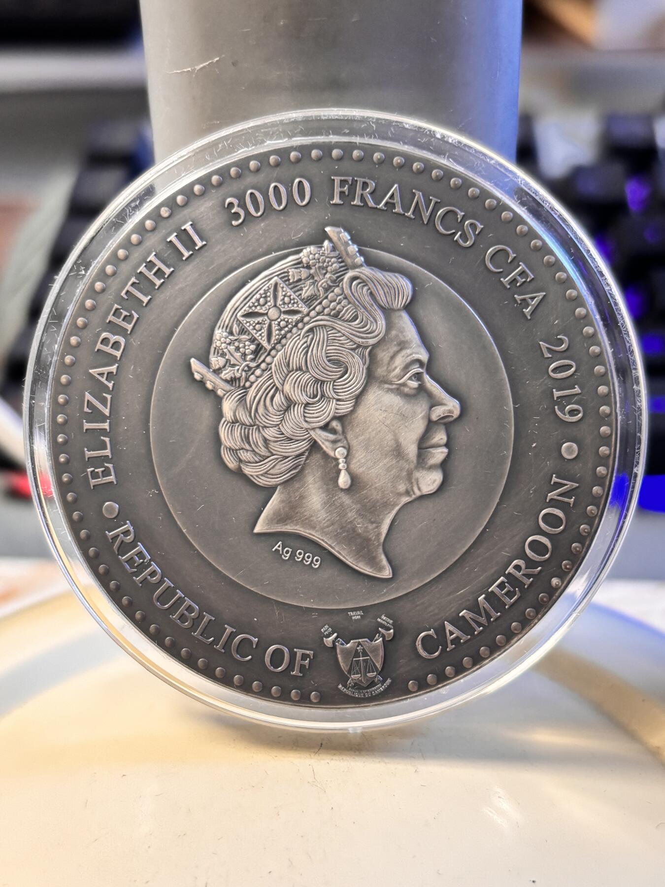 第196期拍卖 喀麦隆2019年行星之神系列1水星墨丘利3盎司彩银币，999银，发行500枚