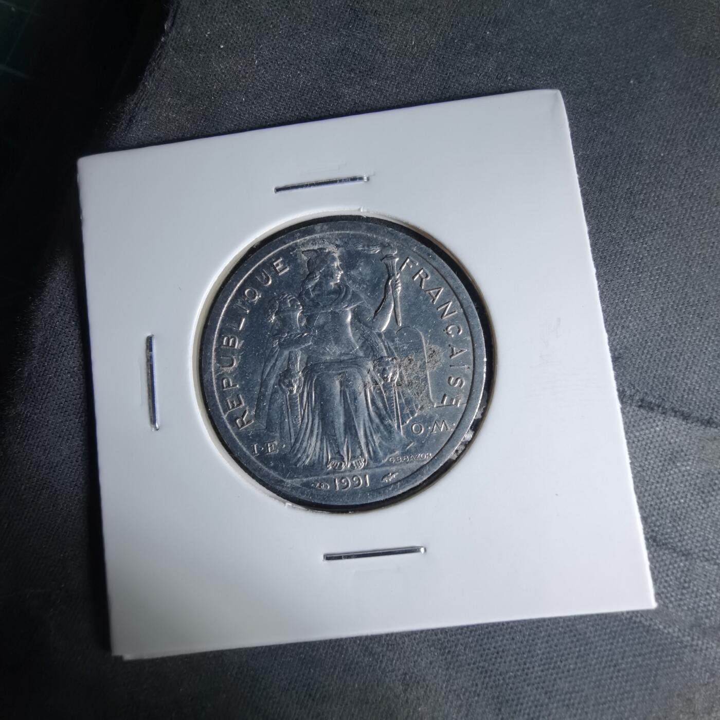 沼泽如烟--第1041场 法属新喀里多尼亚1991年2法郎