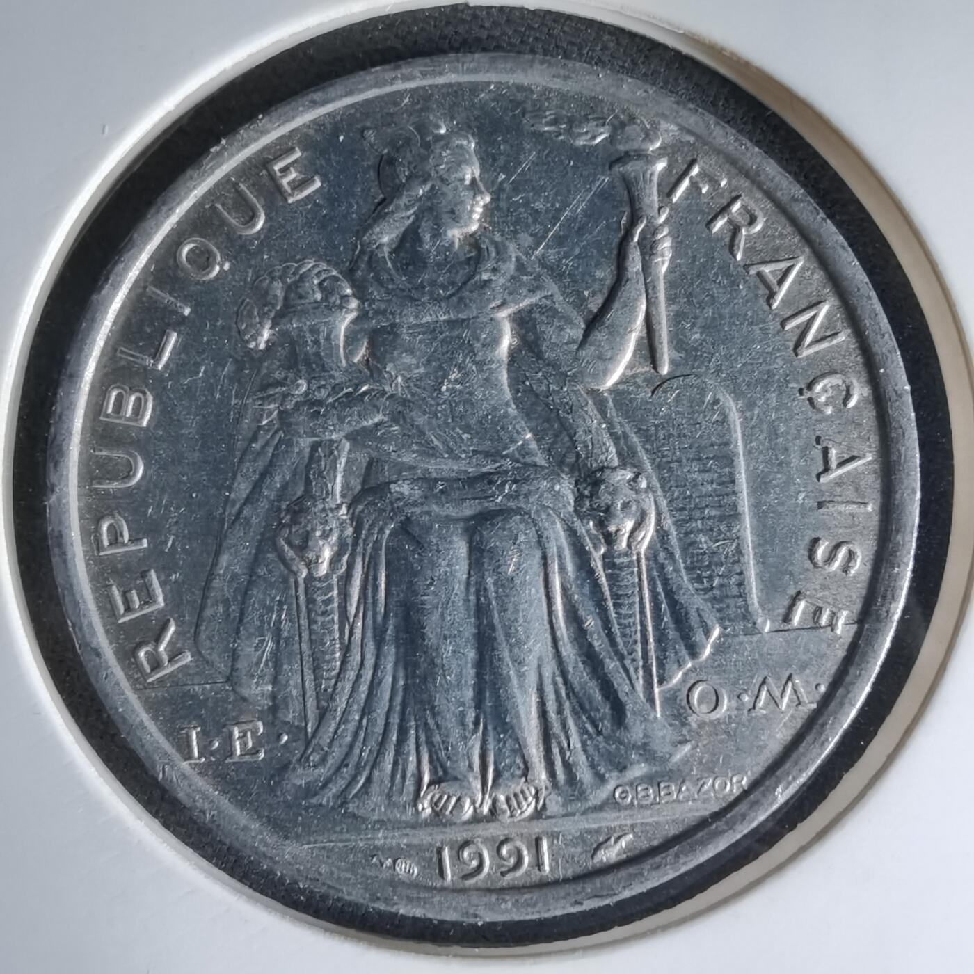 沼泽如烟--第1041场 法属新喀里多尼亚1991年5法郎