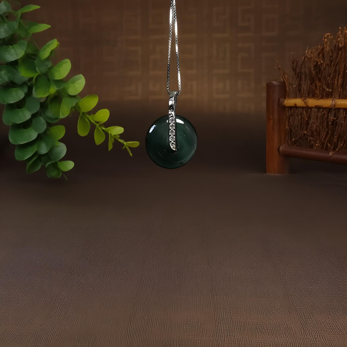 碧月说宝 君子怀瑾·当代和田玉清风专场（七） s925高冰翡翠平安扣吊坠