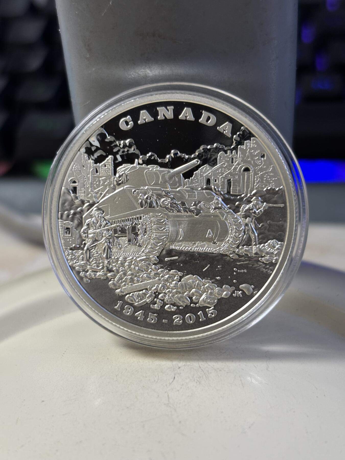 第196期拍卖 加拿大2015年二战胜利70周年意大利战役1盎司银币，9999银，发行10000枚