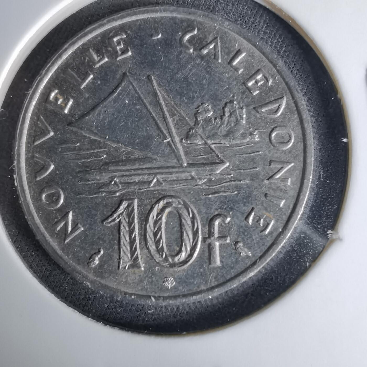 沼泽如烟--第1041场 法属新喀里多尼亚1970年10法郎