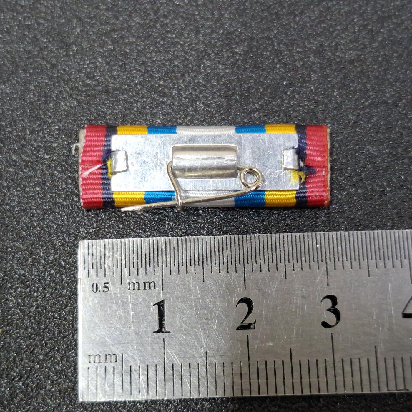 西秦中古拍卖第八十二期  泰国普密蓬国王及王后访问欧美奖章勋略