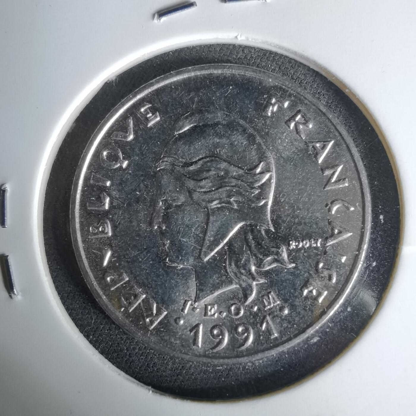 沼泽如烟--第1041场 法属新喀里多尼亚1991年10法郎