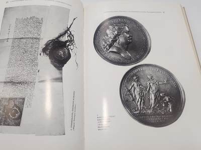 南水社第5次拍卖  匈牙利人民共和国官方出版《1979年匈牙利人民共和国勋章奖章官方图鉴》