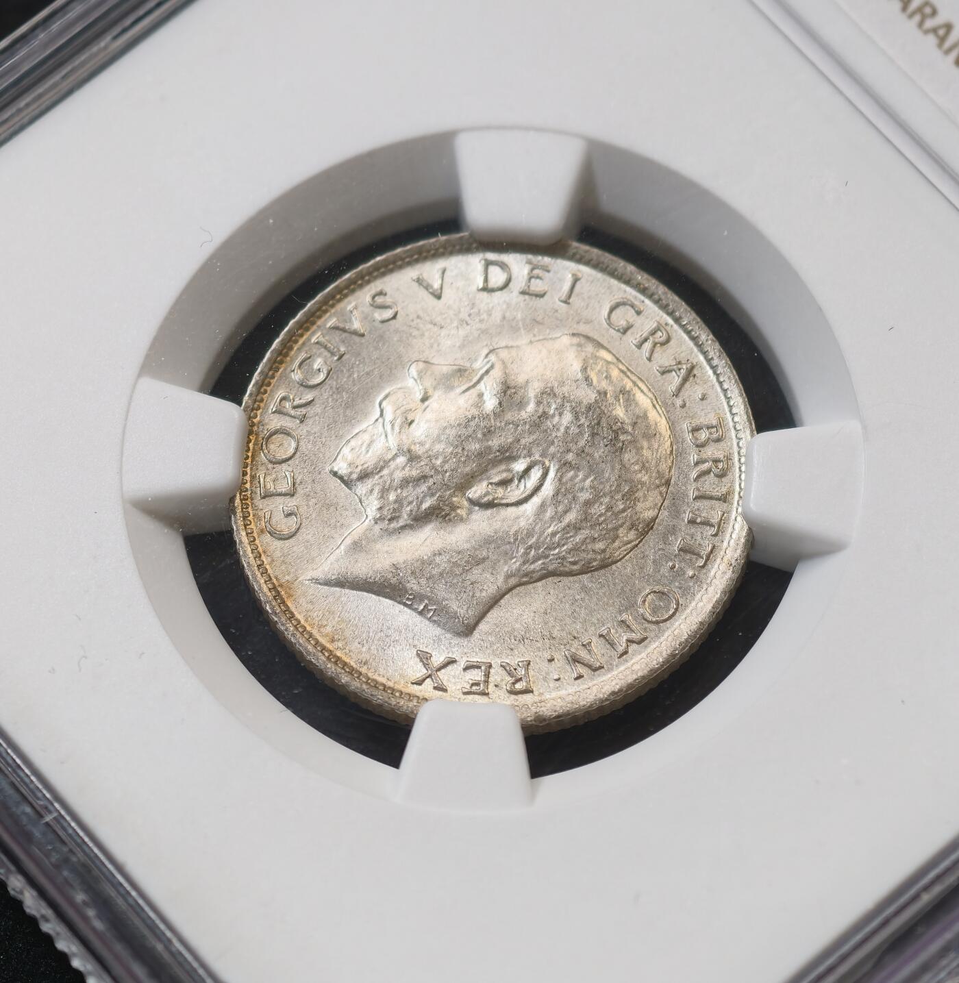 甄臻铺-世界币章拍卖（第58期），送拍享返佣金等优惠多多 NGC-MS63 1916年英国乔治五世先令，币面干净