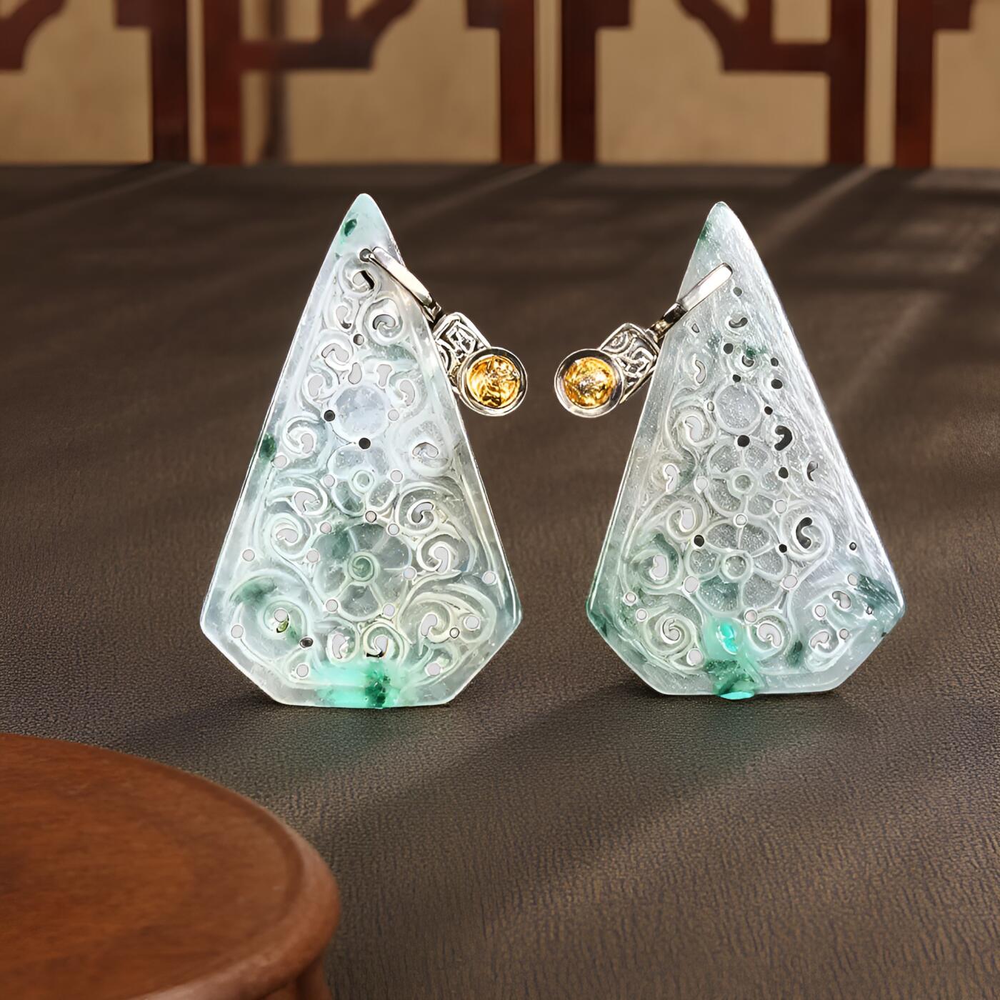 碧月说宝 君子怀瑾·当代和田玉清风专场（七） s925高冰飘花翡翠耳坠一对