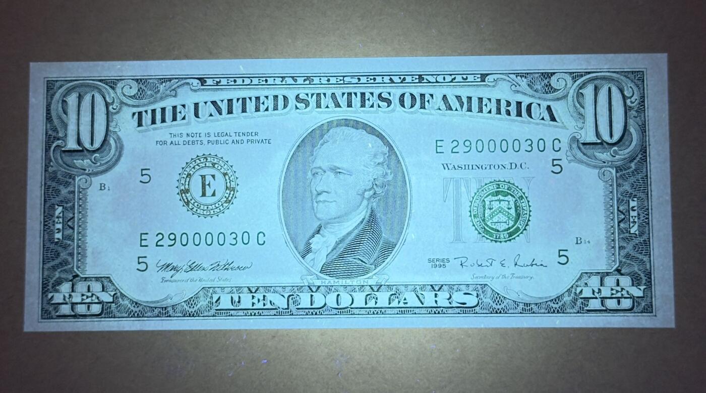 【礼羽收藏】🌏世界钱币拍卖第131期 95年小头版10美元狮子身无4.7全新UNC品相