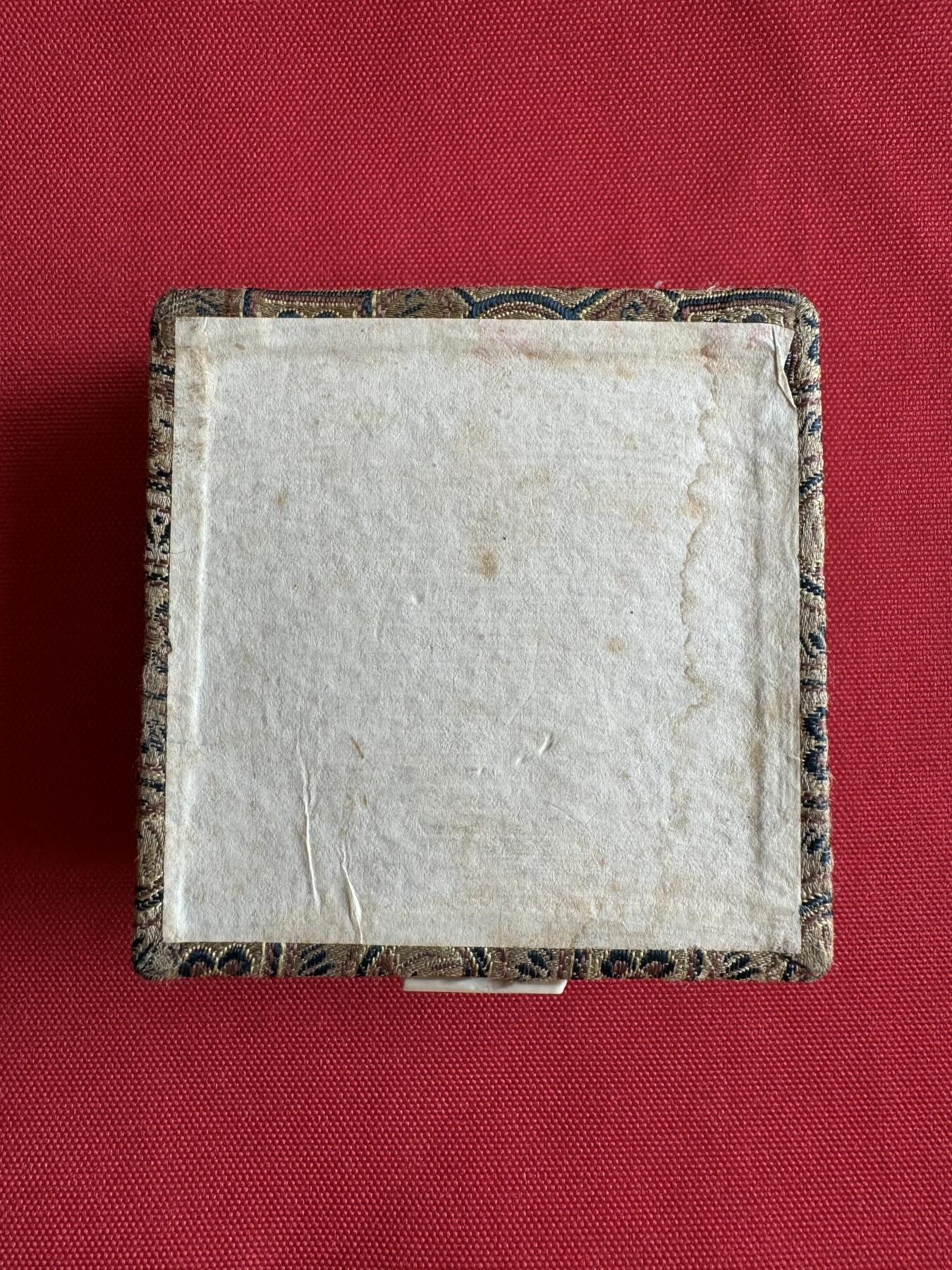 五哥徽章群   2号周四晚上八点4群联拍 大铜章