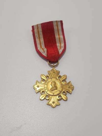 南水社第5次拍卖  梵蒂冈教皇国 利奥十三世 教宗荣誉勋章 原绶带早期版本 品相完好银制镀金