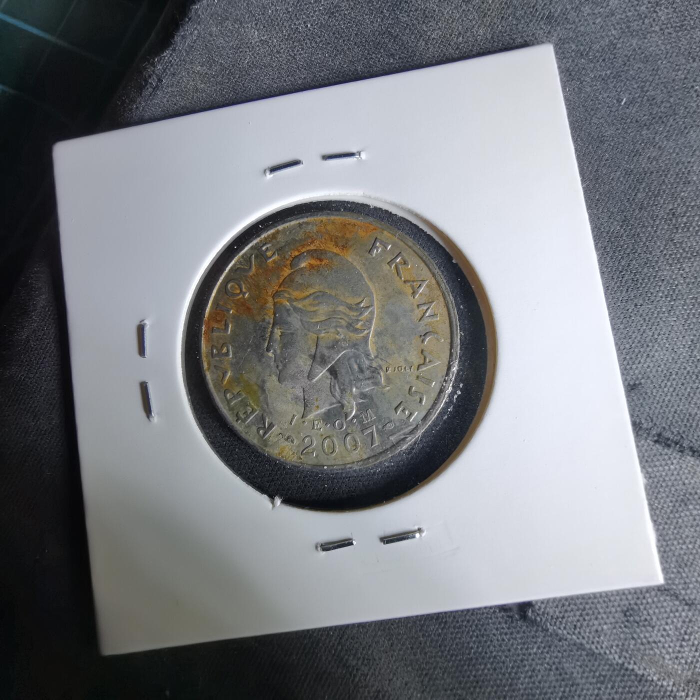 沼泽如烟--第1041场 法属新喀里多尼亚2007年10法郎