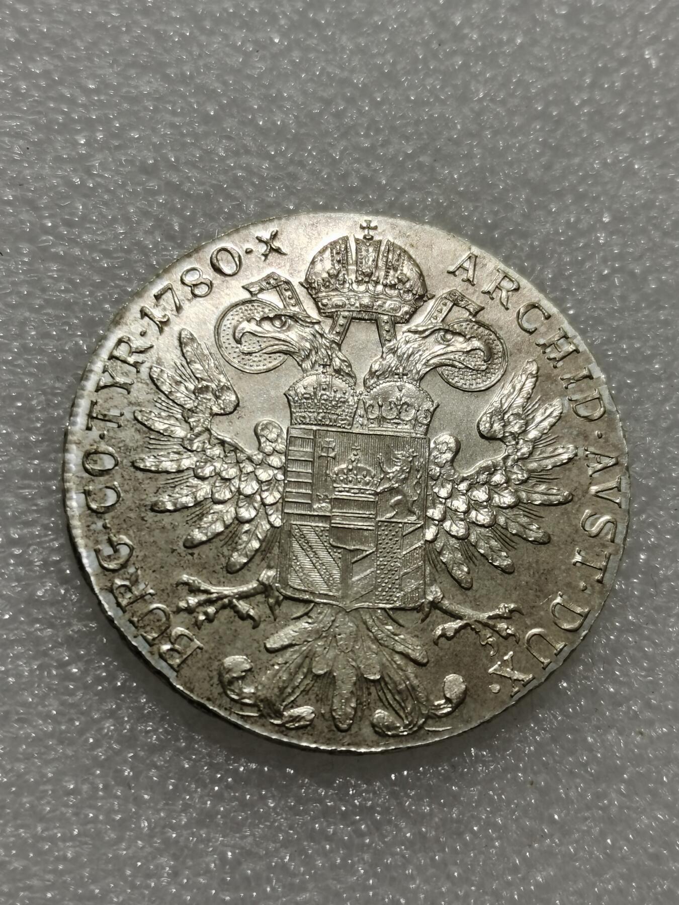 天下钱庄专场欢迎参拍 奥匈帝国大奶妈银币，官方后铸