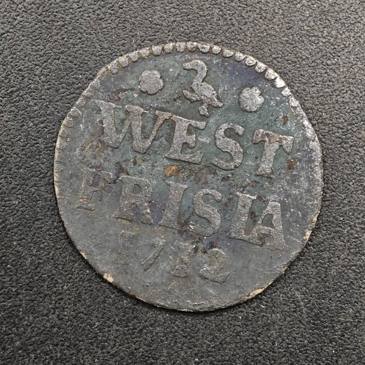  【淘币小摊】限时拍第八百八十九拍   散币套币纸币邮品场    每周一统一发货 荷兰1712年2S银币