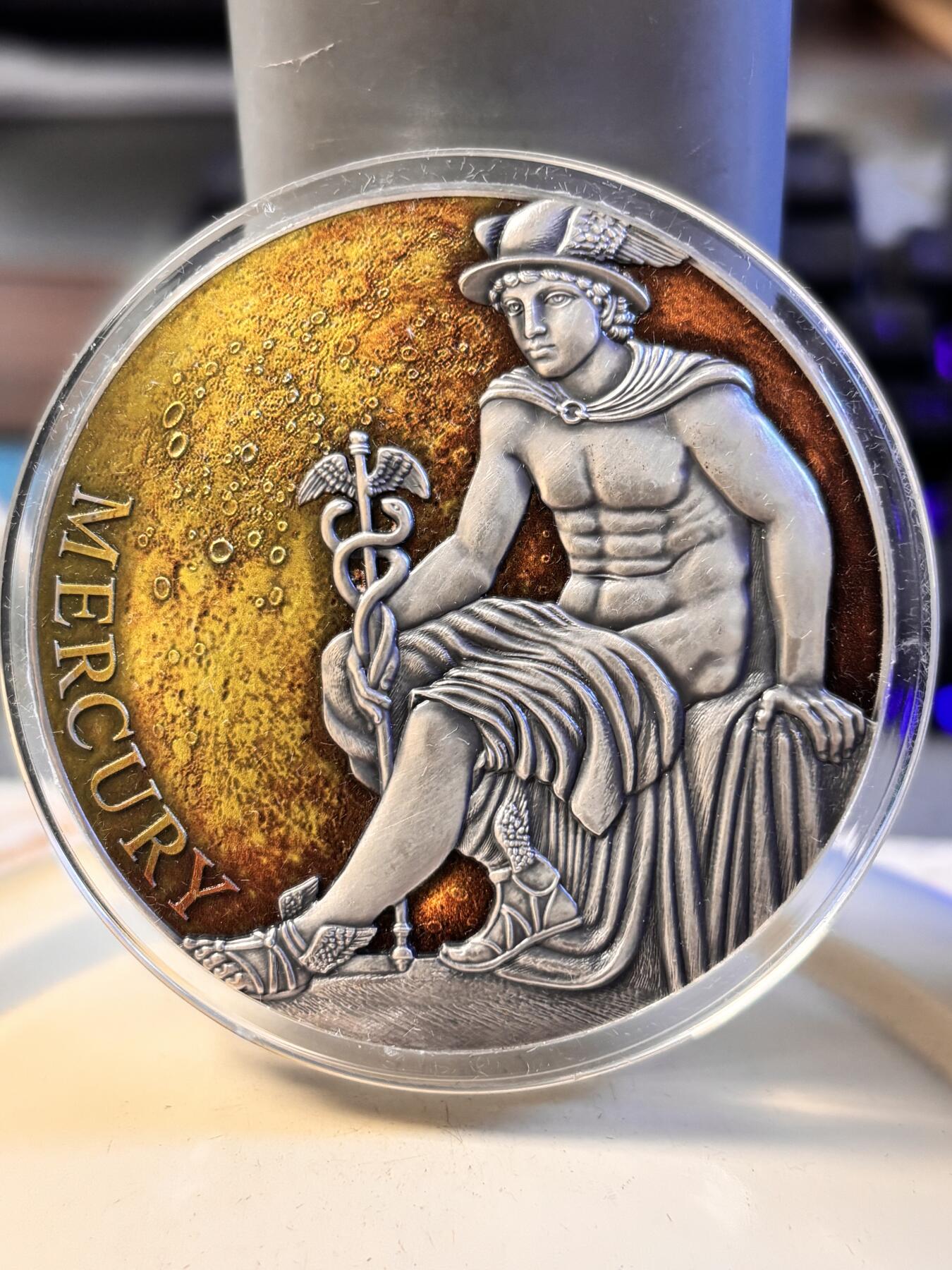 第196期拍卖 喀麦隆2019年行星之神系列1水星墨丘利3盎司彩银币，999银，发行500枚
