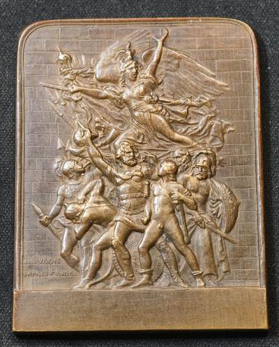 甄臻铺-世界币章拍卖（第58期），送拍享返佣金等优惠多多 - 法国军事装备公司联盟铜章，马赛曲凯旋门同款浮雕39.2*50.5mm，44.5g，三角铜标边铭