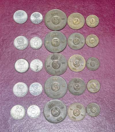 北京马甸外国币专卖第149期，外国币专场，陆续上拍，欢迎关注 - 早期瑞典小套5套