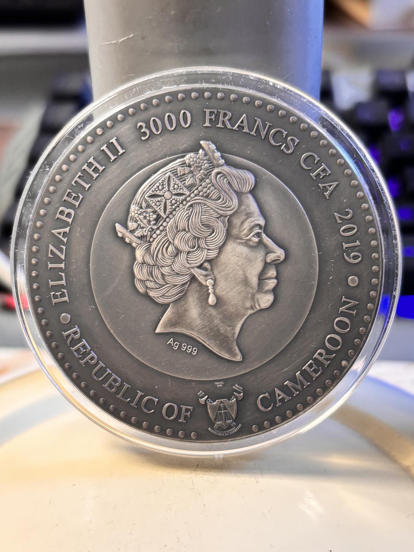 第196期拍卖 喀麦隆2019年行星之神系列1水星墨丘利3盎司彩银币，999银，发行500枚