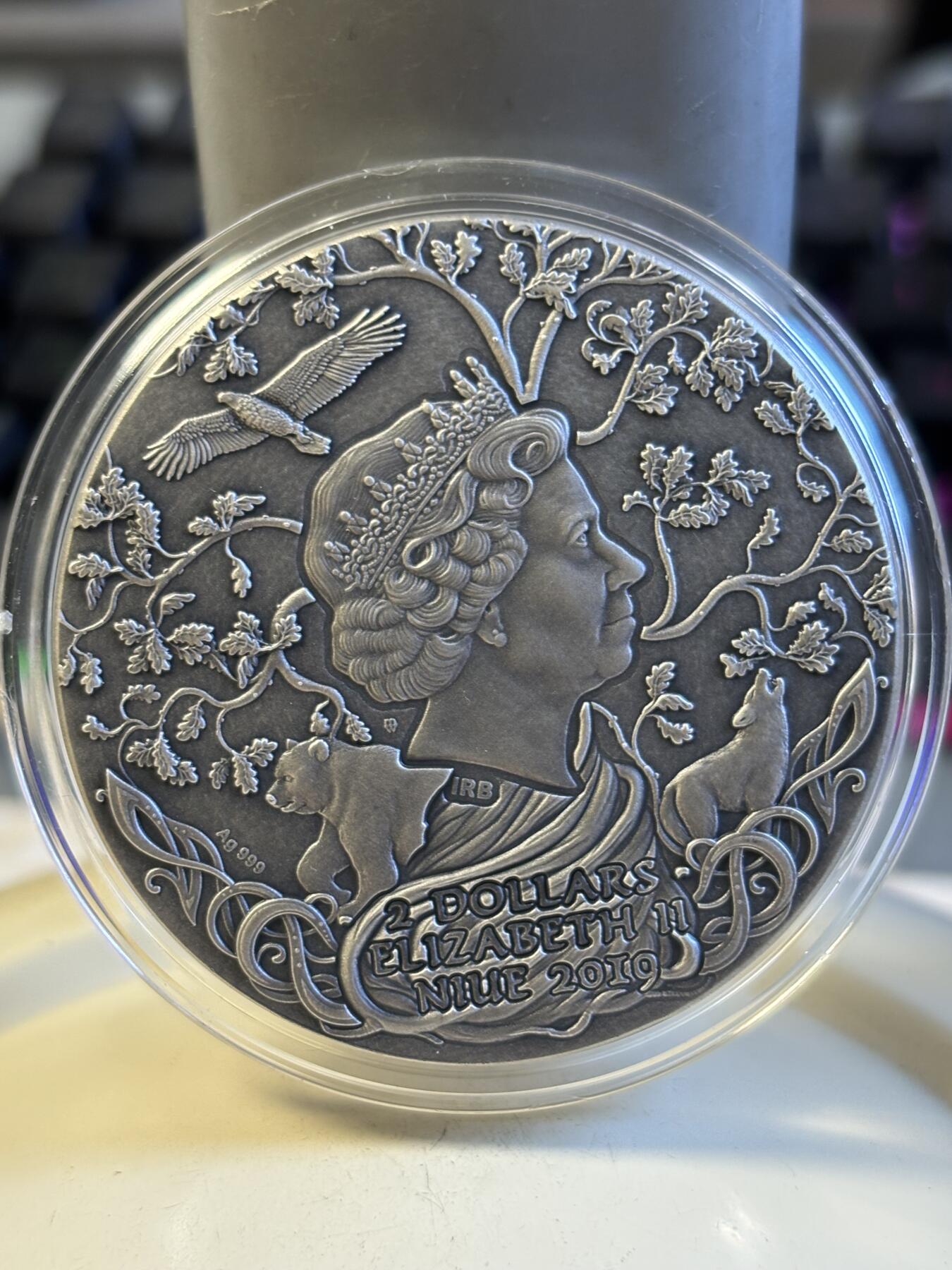 第196期拍卖 纽埃2019斯拉夫神系列2战神斯韦托维德2盎司银币，999银，发行500枚