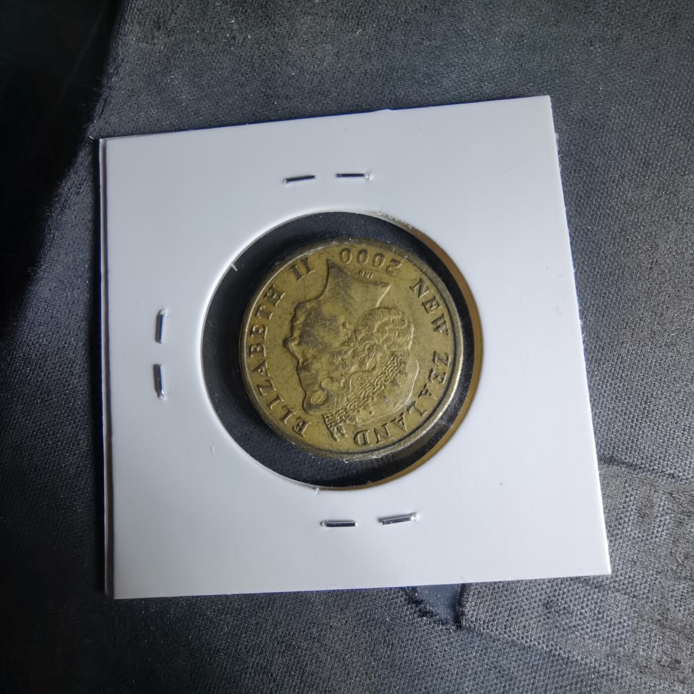 沼泽如烟--第1041场 新西兰2000年一元