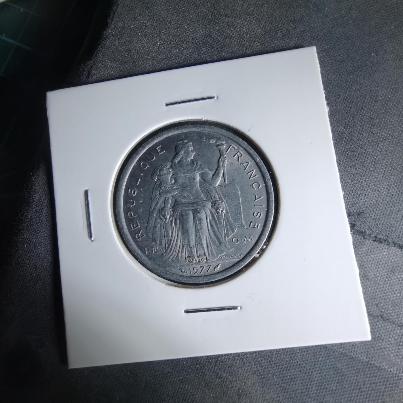 沼泽如烟--第1041场 法属新喀里多尼亚1977年2法郎