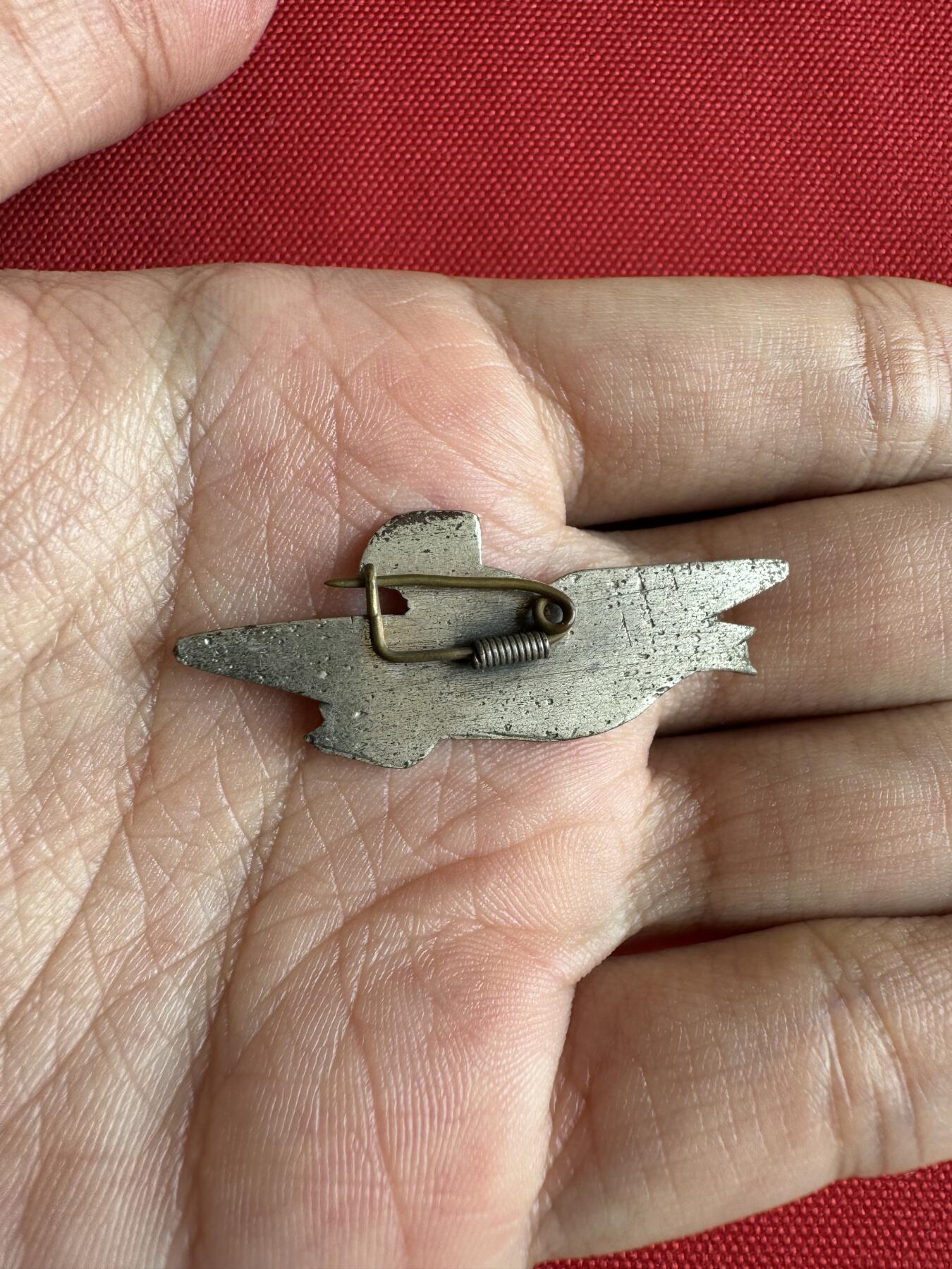 五哥徽章群   2号周四晚上八点4群联拍 铜章