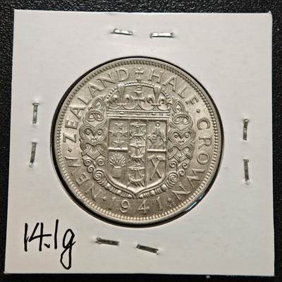【德藏】世界币章拍卖第170期（拍品征集中~欢迎藏友联系） 老藏家集藏系列之- 1941年 新西兰1/2克朗银币 直径约：32mm；重约：14.1g 入册20余年·附有当年购入价