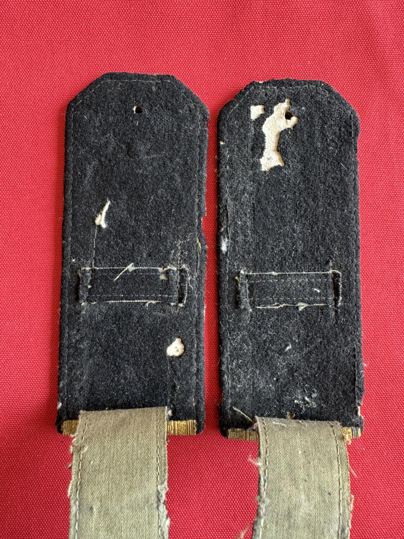 五哥徽章群   2号周四晚上八点4群联拍 肩章