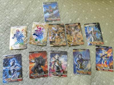 奥特曼卡片 - 奥特曼卡片