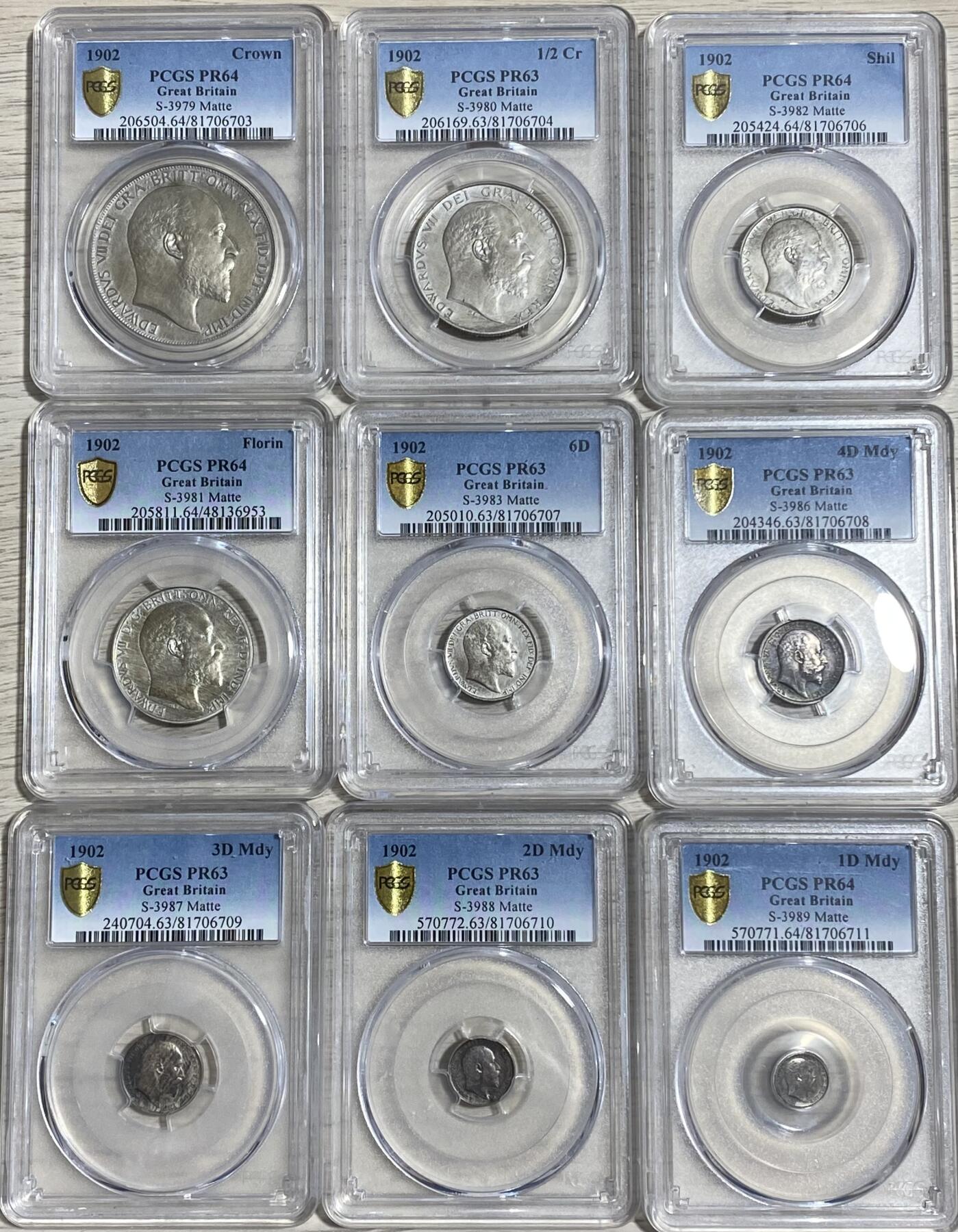万国钱币拍卖第064期 PCGS PR63~64 1902年英国爱德华七世精制9枚套币 全套PCGS评级高分品相无忧 主币克朗64尤为难得 原味天鹅绒彩 越来越少的爱七银币套资源  一步到位的收藏级品质