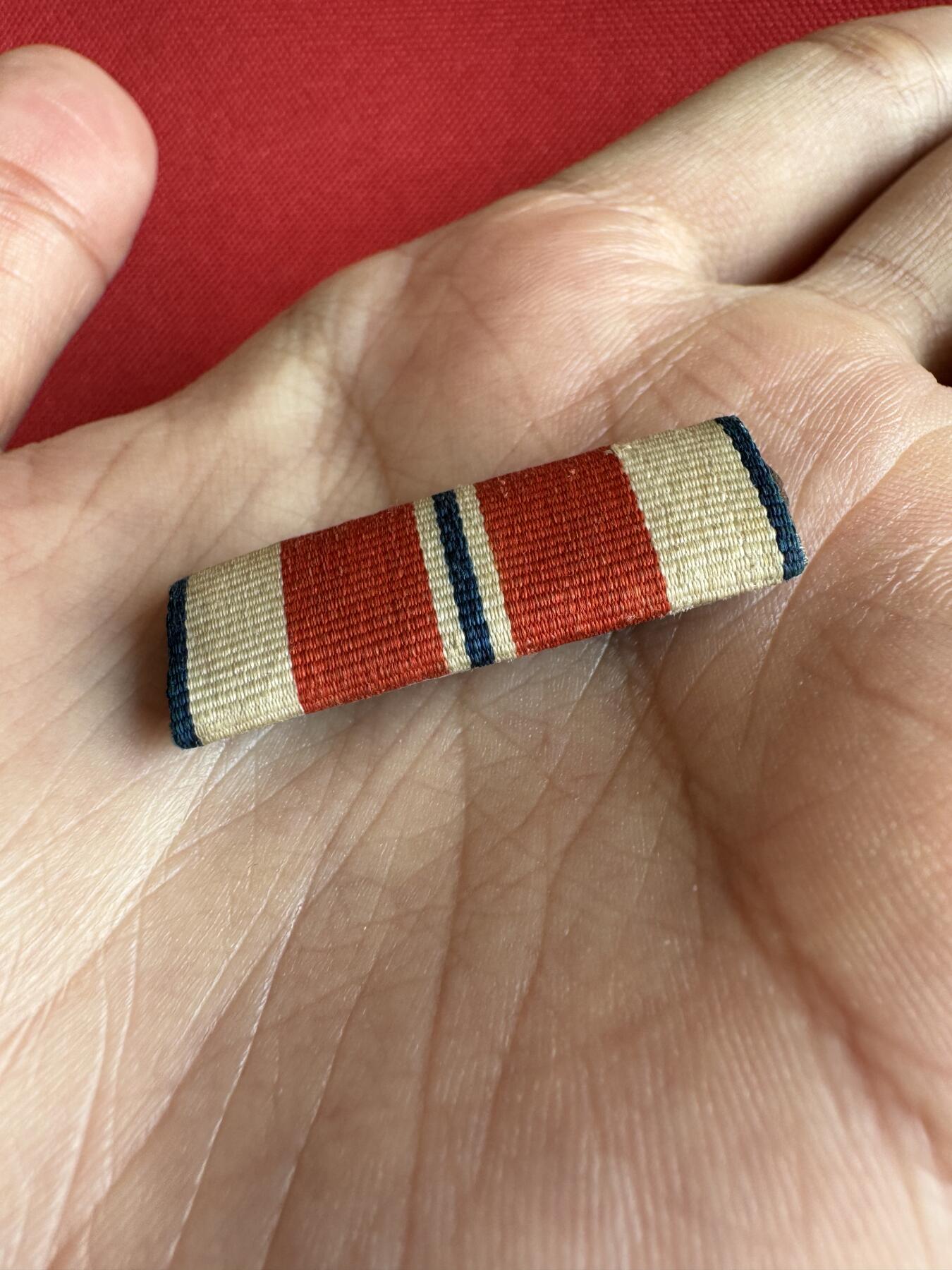 五哥徽章群   2号周四晚上八点4群联拍 略章