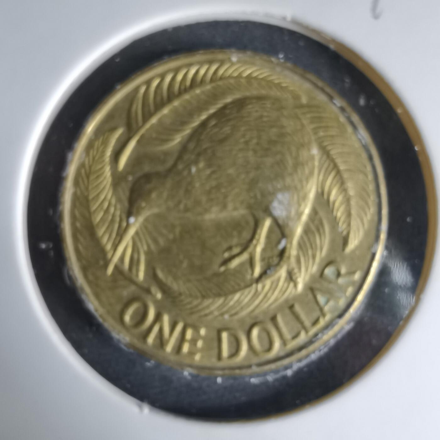 沼泽如烟--第1041场 新西兰1990年一元