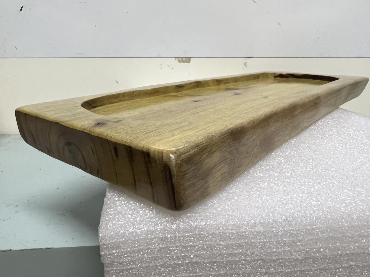 零元拍：NO5-6金丝楠茶盘 金光闪闪。尺寸约：40/14/2.5CM。