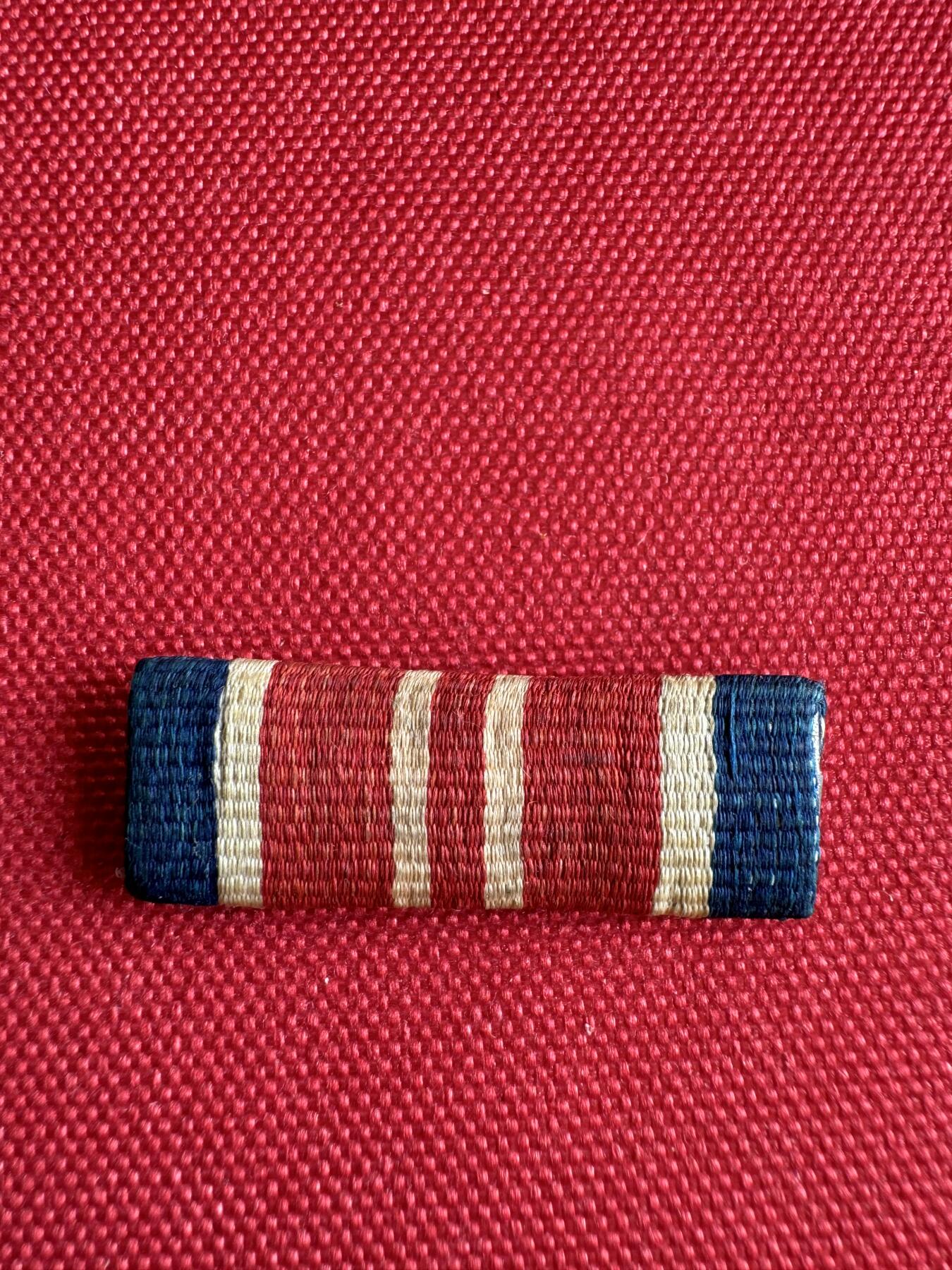 五哥徽章群   2号周四晚上八点4群联拍 略章