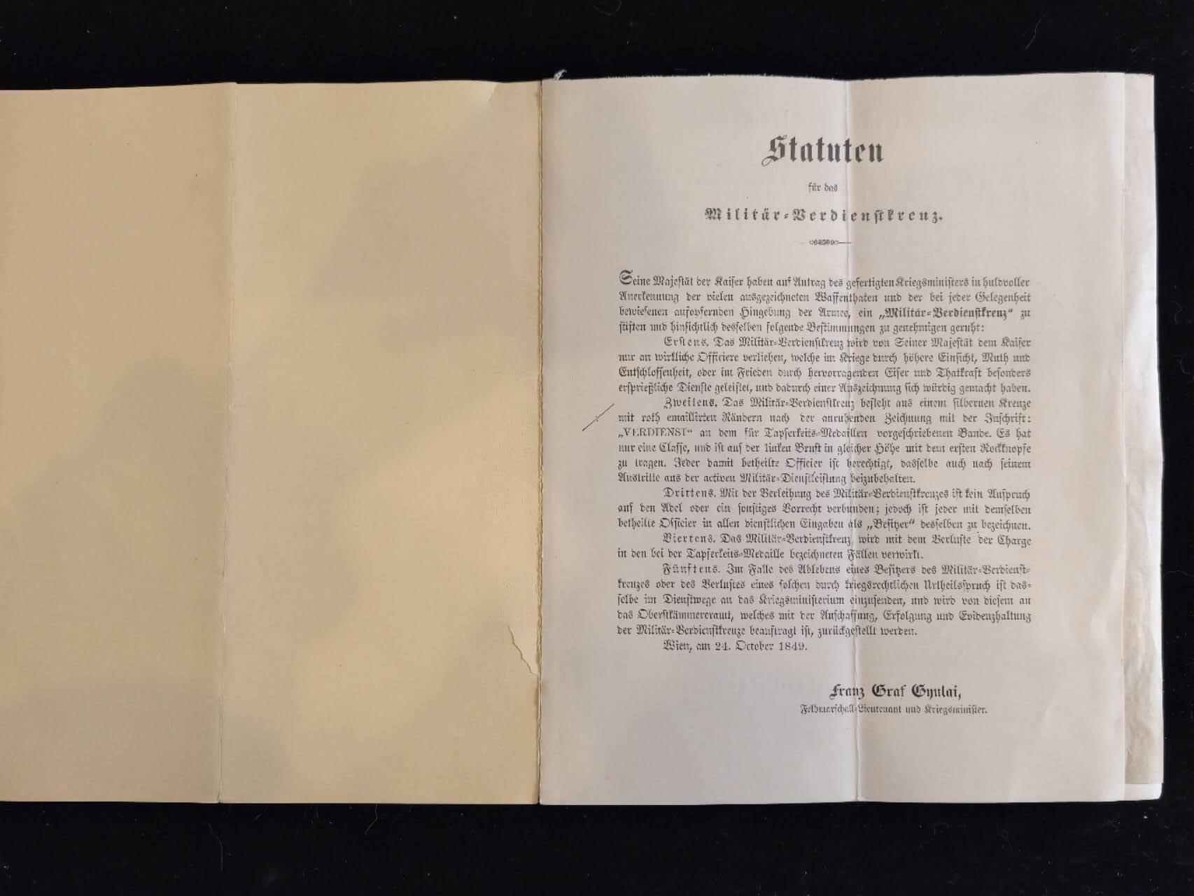 凯旋世界勋赏（第23期）（欢迎送拍）（对拍品有疑问请询问客服，不接受到手刀，出价默认拍品品相。请认真阅读拍卖规则！出价默认已认可！）（收到货请录制开箱视频，无视频概不处理问题。） 奥匈帝国 军事功绩十字勋章（MVK）的官方章程 和 补充条例（和证书一起发的）属于 安东·鲍尔少将，图2为原始章程，图3展示了两种不同的军事功勋十字勋章，分别是 军事功绩十字勋章和 带有战争勋饰的军事功绩十字勋章，图3为 第一与第二补充案