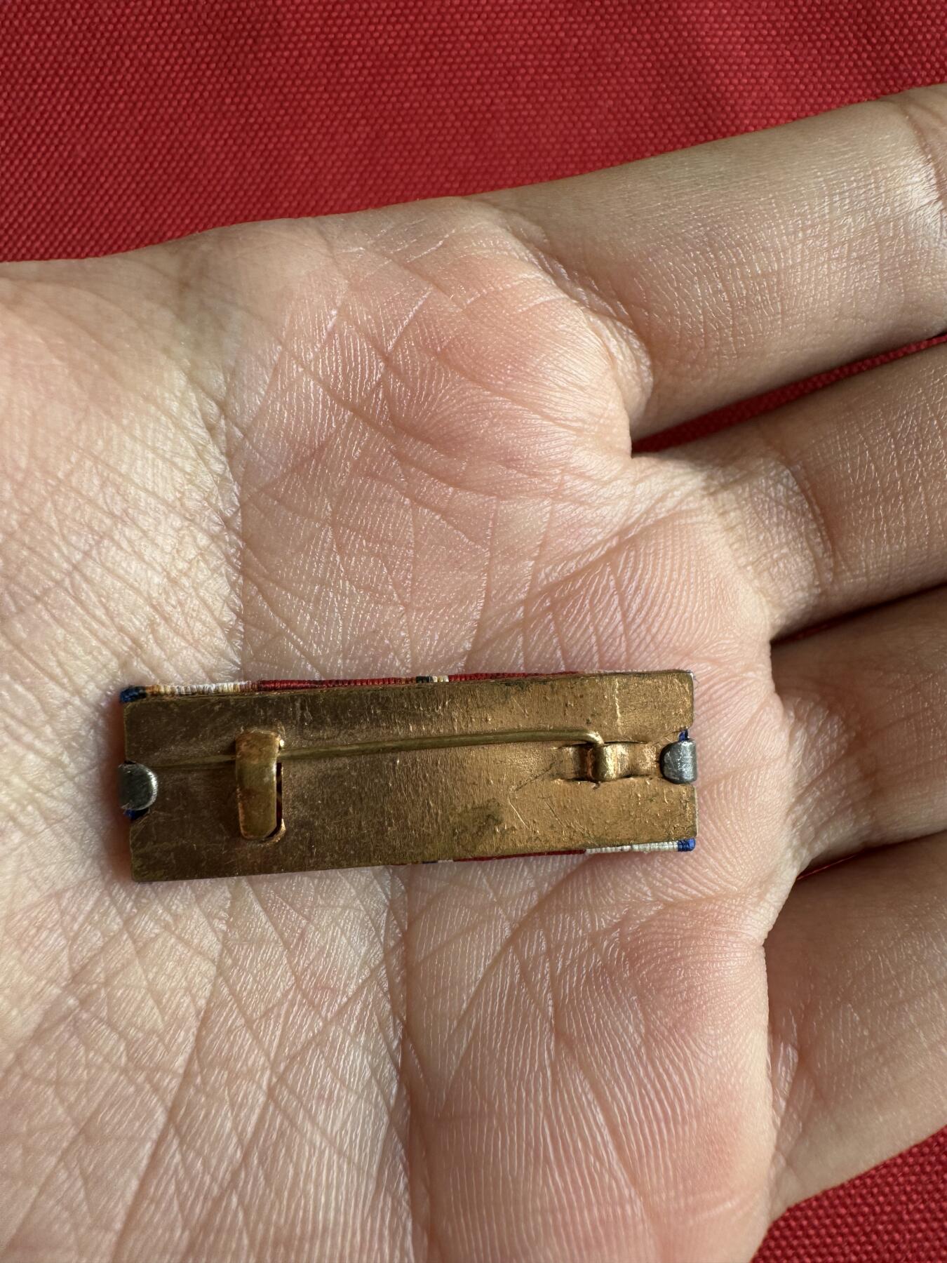 五哥徽章群   2号周四晚上八点4群联拍 略章