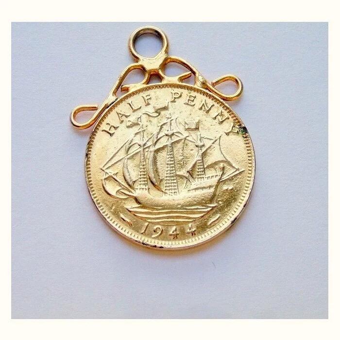 纯手工 英国1944年 二战期间乔治六世镀金高浮雕精制币章吊坠 26MM